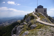 Černá Hora - Jezerski vrh (NP Lovćen), Mauzoleum Petara Petroviće Njegos (slavný básník a filozof)