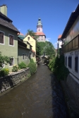 Český Krumlov - Vltava a v pozadí zámecká věž