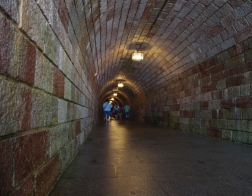 Tunel vedoucí k výtahu do Kehlsteinhausu