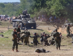 14. tankový den v Lešanech 2016 - bojová scéna